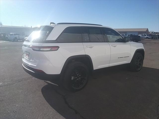 new 2025 Jeep Grand Cherokee car, priced at $41,977