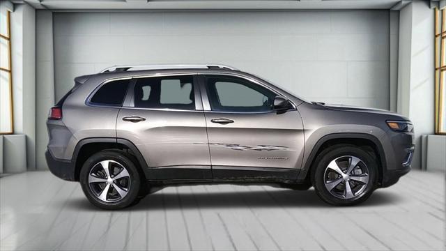 used 2020 Jeep Cherokee car, priced at $23,950