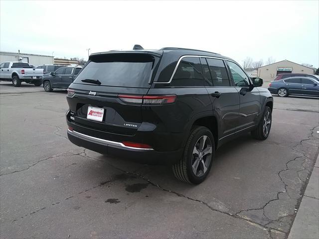 new 2024 Jeep Grand Cherokee car, priced at $44,977