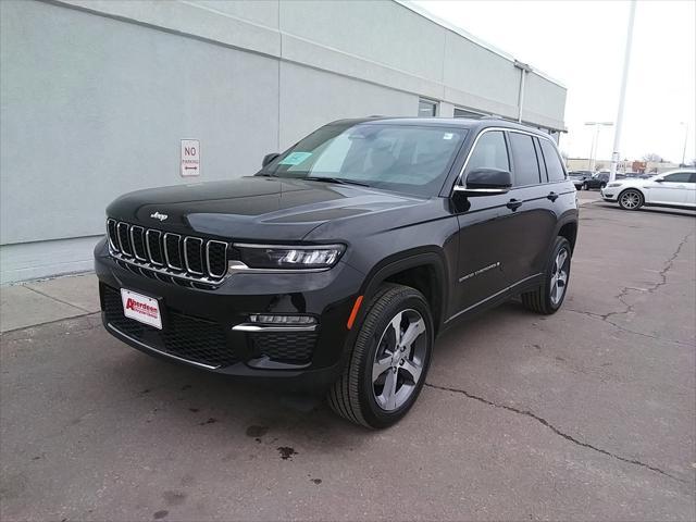 new 2024 Jeep Grand Cherokee car, priced at $44,977