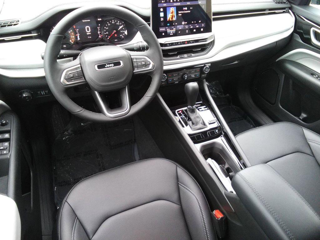 new 2025 Jeep Compass car, priced at $31,977