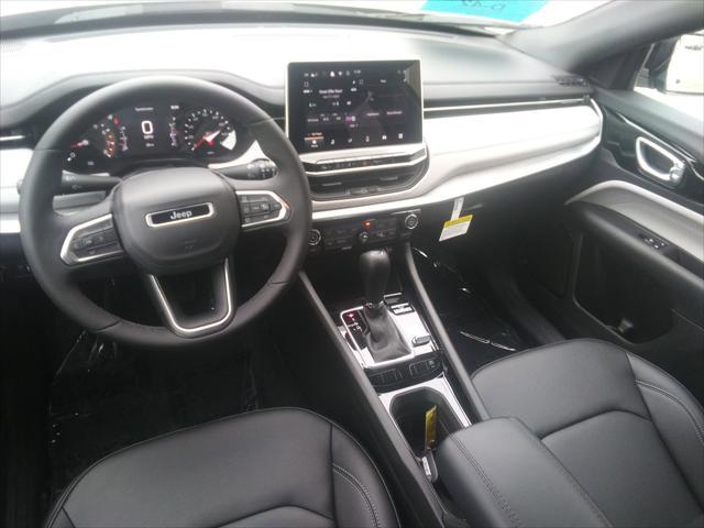 new 2025 Jeep Compass car, priced at $32,477
