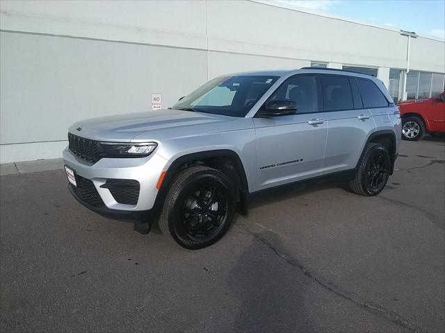 new 2025 Jeep Grand Cherokee car, priced at $42,477