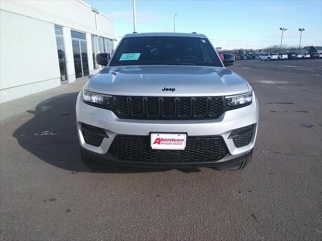 new 2025 Jeep Grand Cherokee car, priced at $42,477