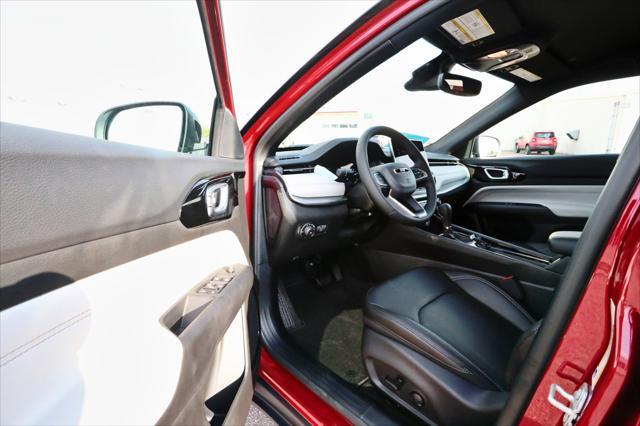 new 2025 Jeep Compass car, priced at $33,677