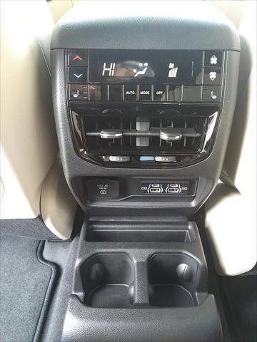 new 2025 Jeep Grand Cherokee L car, priced at $45,477