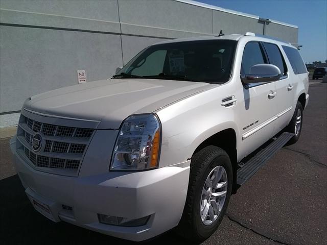 used 2013 Cadillac Escalade ESV car, priced at $9,989