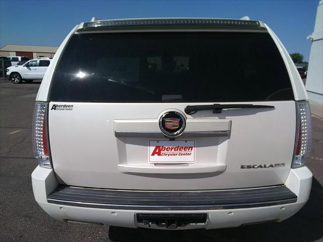 used 2013 Cadillac Escalade ESV car, priced at $9,989