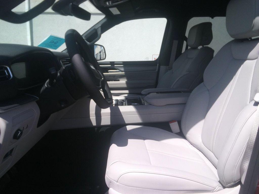new 2025 Jeep Wagoneer L car, priced at $70,477