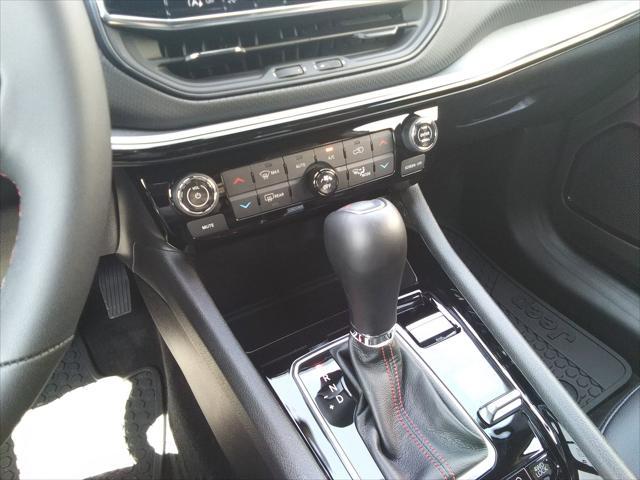 new 2025 Jeep Compass car, priced at $34,477