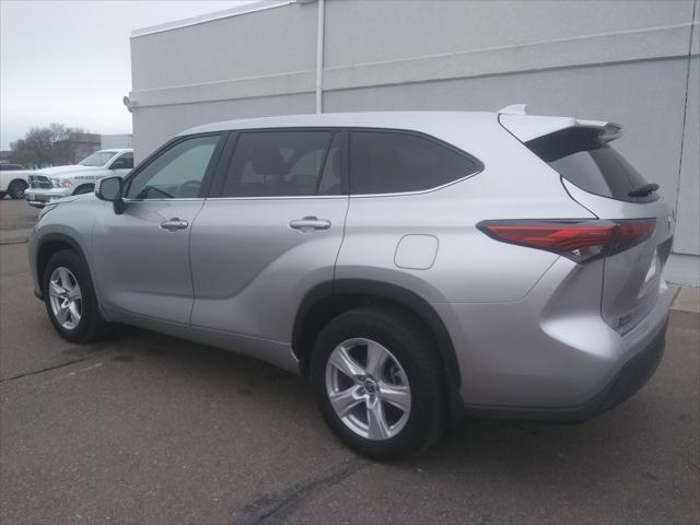 used 2021 Toyota Highlander car, priced at $28,975