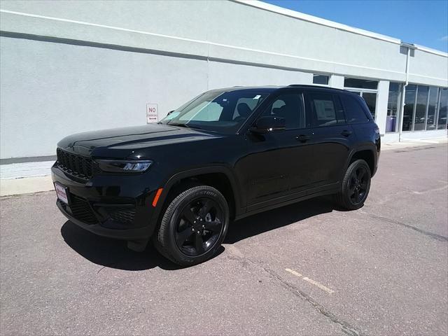 new 2024 Jeep Grand Cherokee car, priced at $43,977