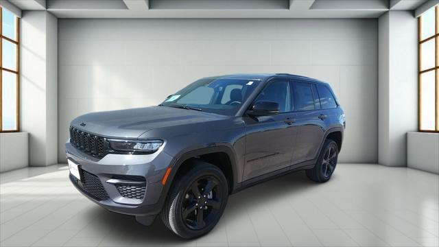 new 2024 Jeep Grand Cherokee car, priced at $43,977