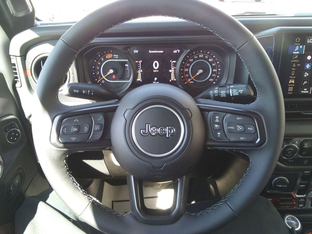 new 2025 Jeep Wrangler car, priced at $58,477