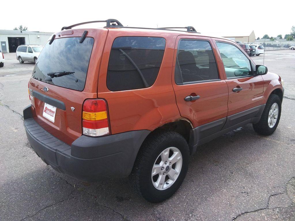 used 2006 Ford Escape car, priced at $4,999