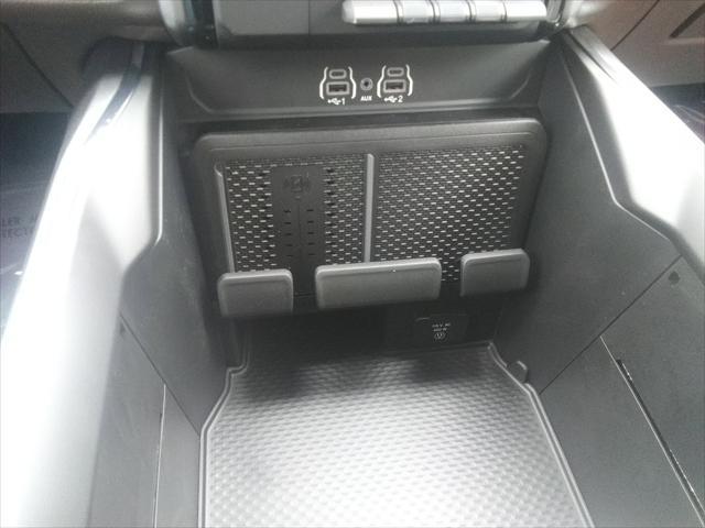 new 2025 Ram 1500 car, priced at $57,977