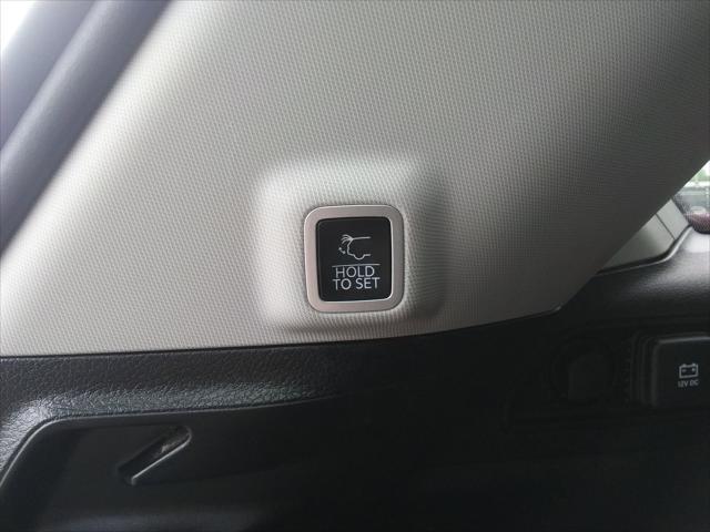 used 2023 Jeep Grand Cherokee car, priced at $34,975