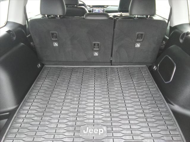 used 2023 Jeep Grand Cherokee car, priced at $34,975