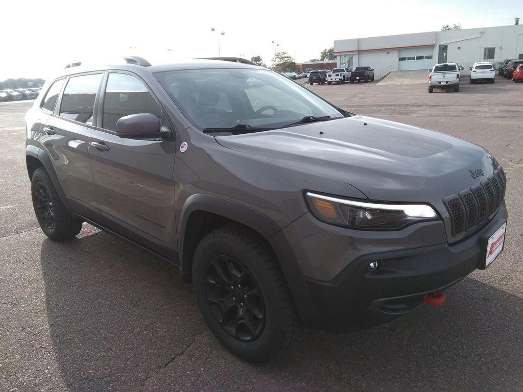 used 2019 Jeep Cherokee car, priced at $21,975