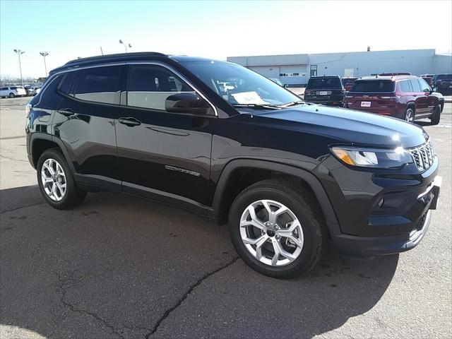 new 2025 Jeep Compass car, priced at $30,677