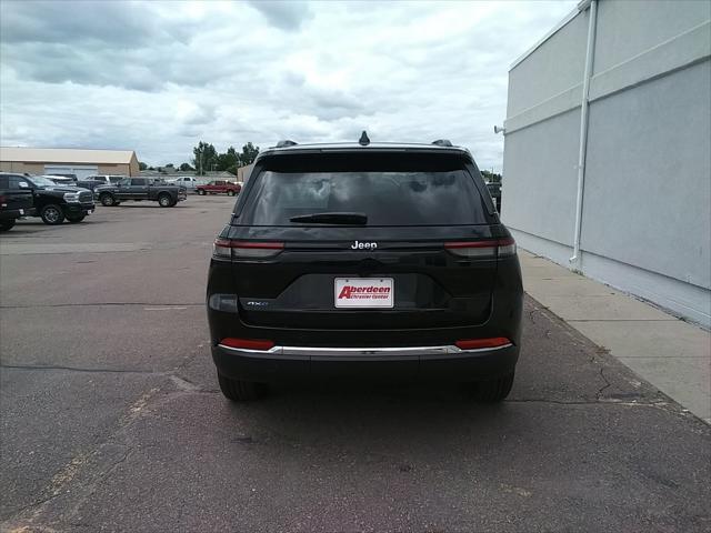 new 2023 Jeep Grand Cherokee car, priced at $46,977