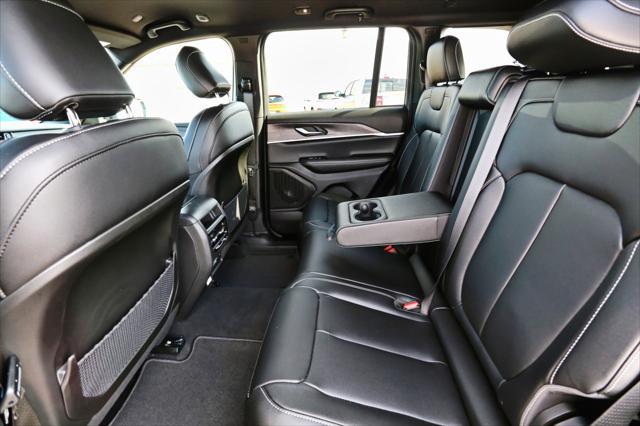 new 2024 Jeep Grand Cherokee car, priced at $42,977