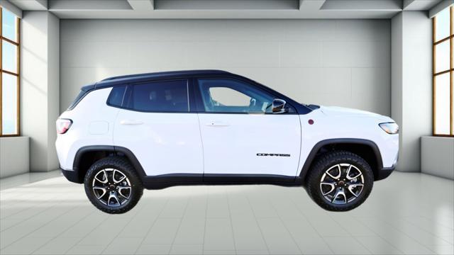 new 2025 Jeep Compass car, priced at $32,777