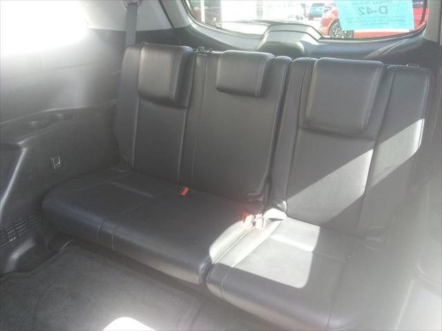 used 2016 Toyota Highlander car, priced at $23,975