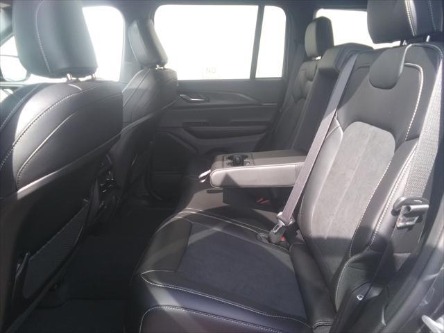 new 2025 Jeep Grand Cherokee car, priced at $42,477
