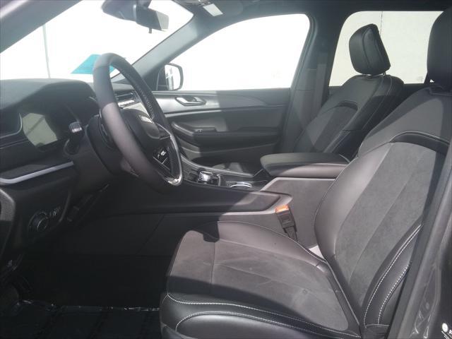 new 2025 Jeep Grand Cherokee car, priced at $42,477