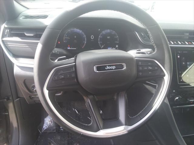 new 2025 Jeep Grand Cherokee car, priced at $42,477