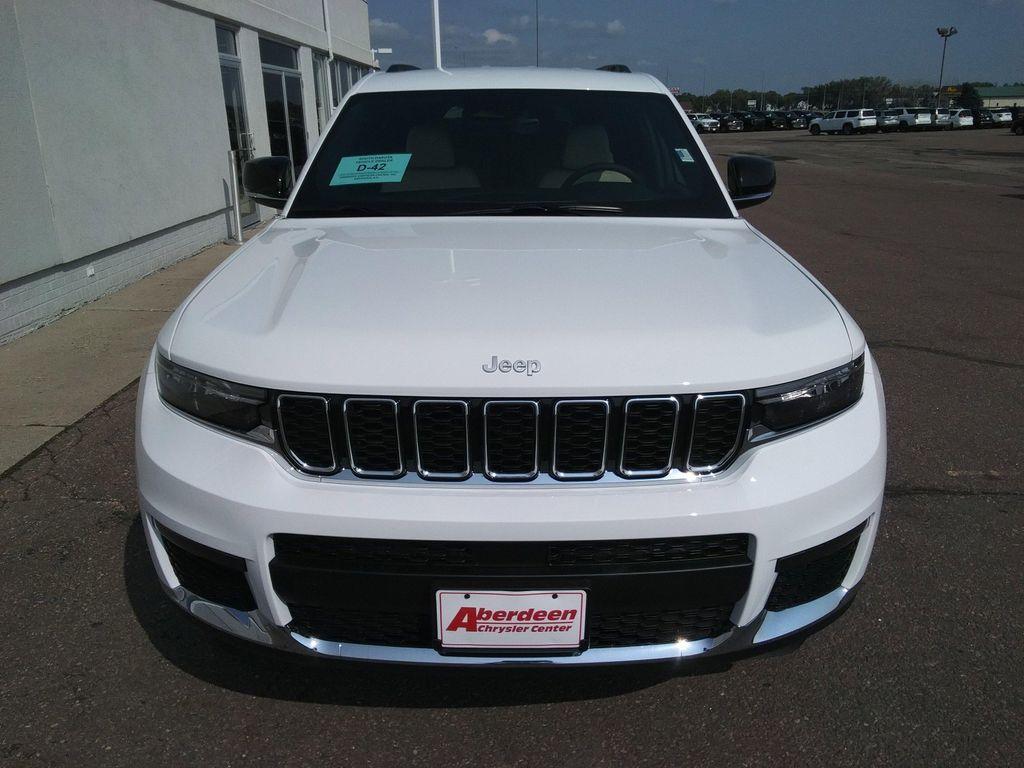 new 2025 Jeep Grand Cherokee L car, priced at $44,977