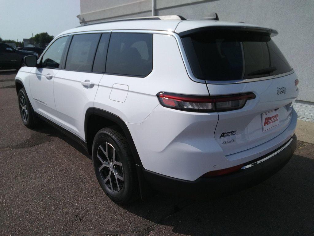 new 2025 Jeep Grand Cherokee L car, priced at $44,977