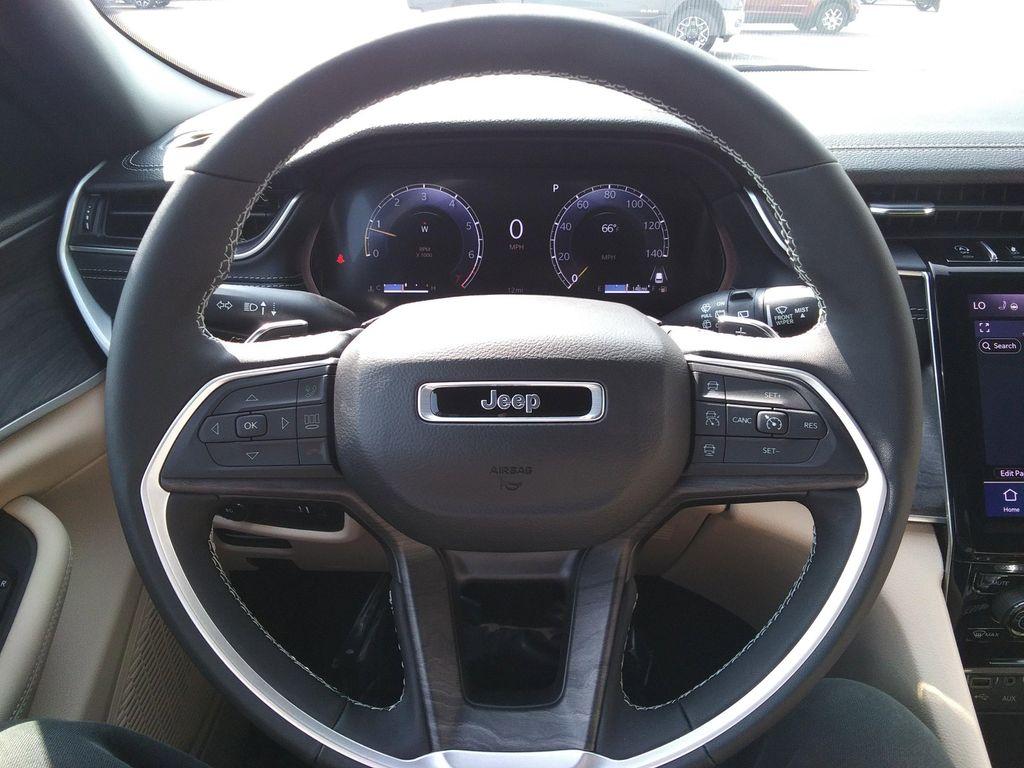 new 2025 Jeep Grand Cherokee L car, priced at $44,977