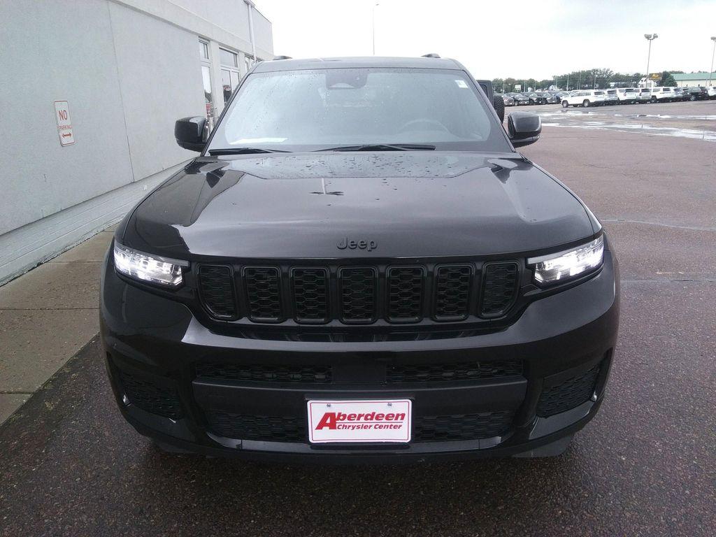 used 2024 Jeep Grand Cherokee L car, priced at $30,975