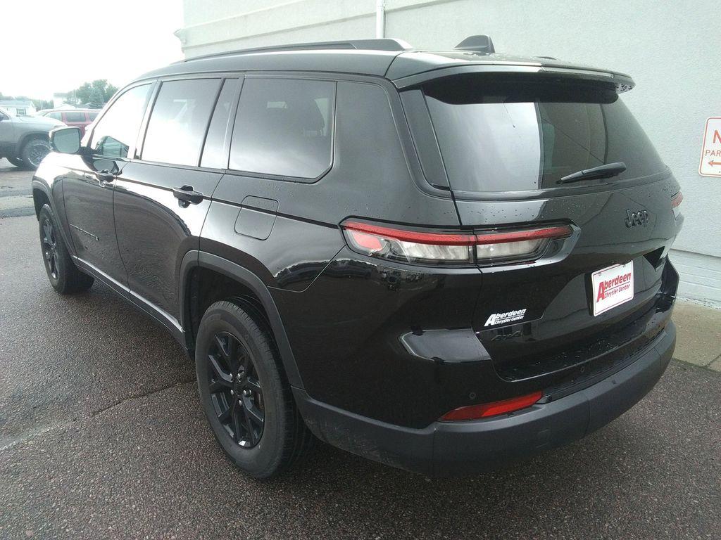 used 2024 Jeep Grand Cherokee L car, priced at $30,975