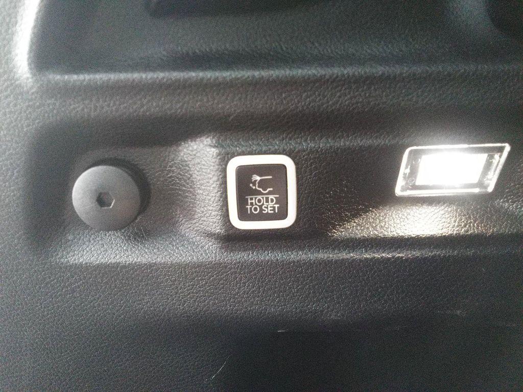 used 2024 Jeep Grand Cherokee L car, priced at $30,975
