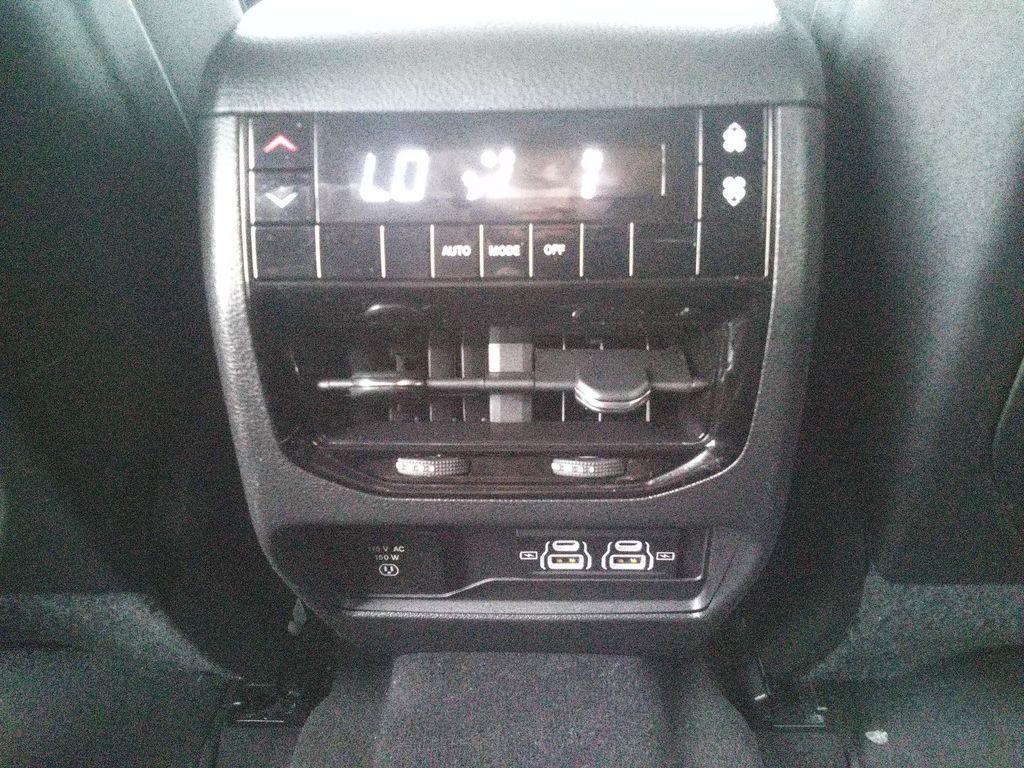 used 2024 Jeep Grand Cherokee L car, priced at $30,975