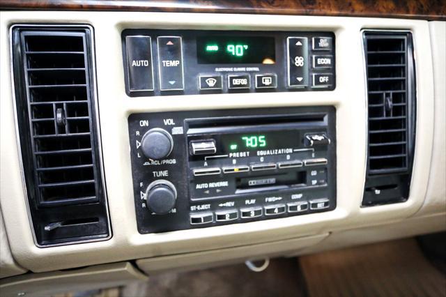 used 1995 Cadillac Fleetwood car, priced at $5,999