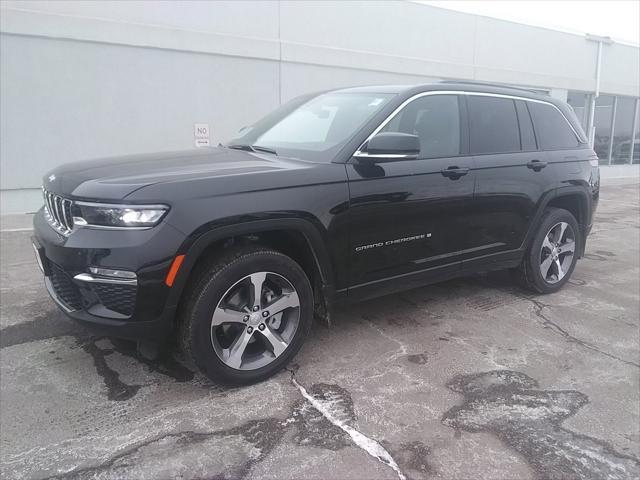 new 2025 Jeep Grand Cherokee car, priced at $45,977