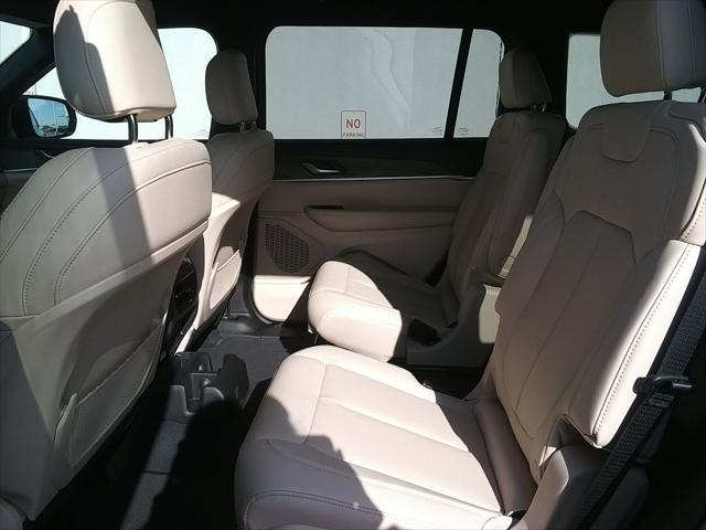 new 2025 Jeep Grand Cherokee L car, priced at $45,477