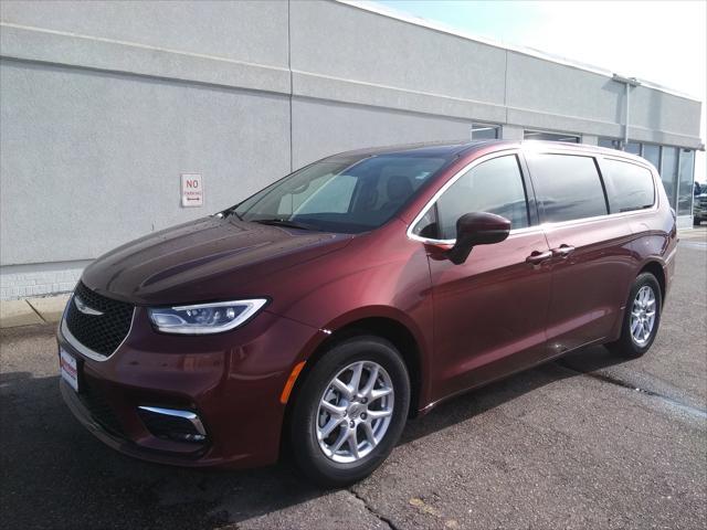 used 2023 Chrysler Pacifica car, priced at $32,975