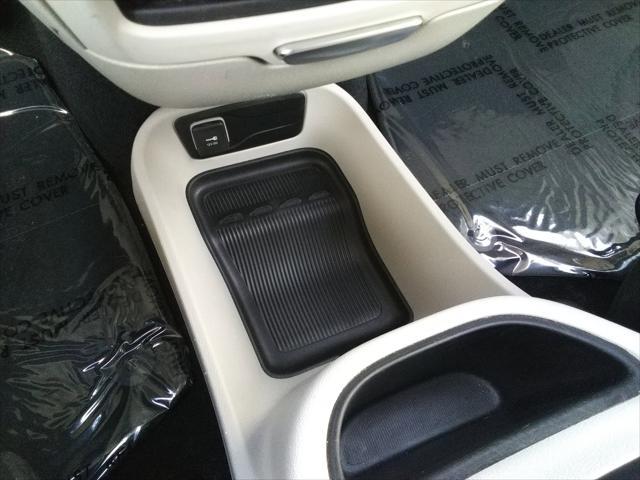 used 2023 Chrysler Pacifica car, priced at $32,975