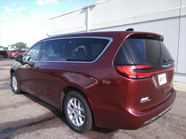 used 2023 Chrysler Pacifica car, priced at $32,975