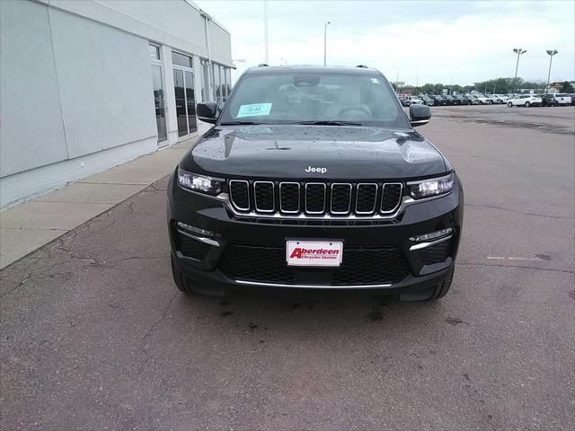 new 2024 Jeep Grand Cherokee car, priced at $44,977