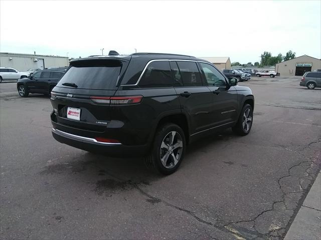 new 2024 Jeep Grand Cherokee car, priced at $44,977