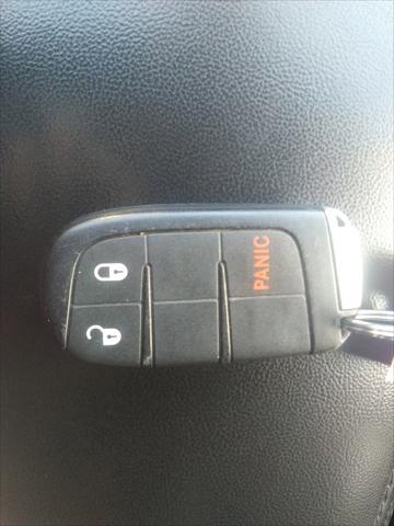 used 2015 Jeep Grand Cherokee car, priced at $9,999