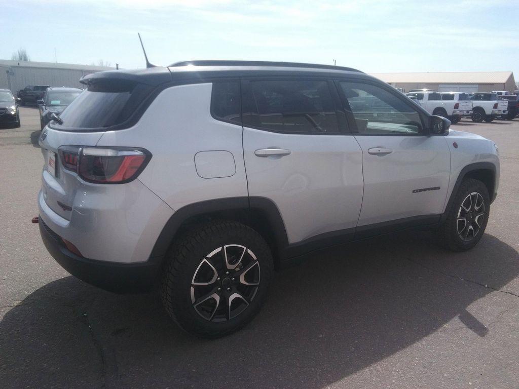 new 2025 Jeep Compass car, priced at $31,977