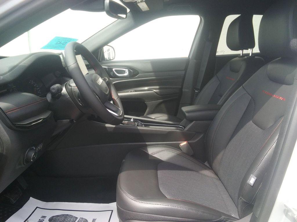 new 2025 Jeep Compass car, priced at $31,977