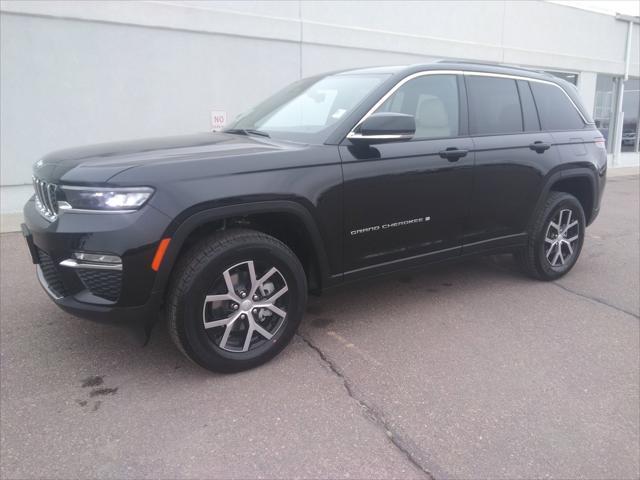 new 2025 Jeep Grand Cherokee car, priced at $43,477